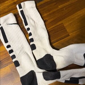 Nike Elite Men's Black and White Socks